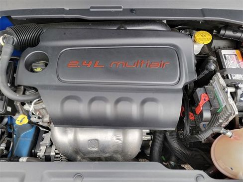 Certified 2022 Jeep Compass Limited image 40