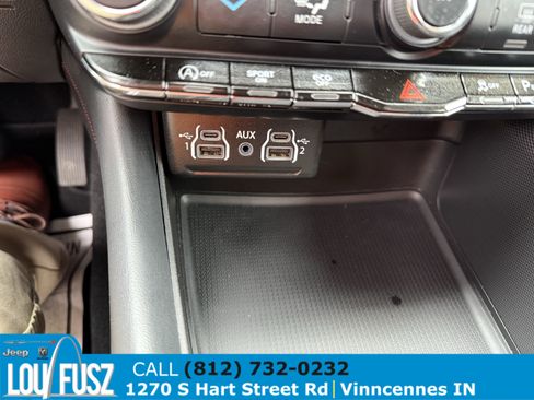 Used 2024 Dodge Durango GT image 55