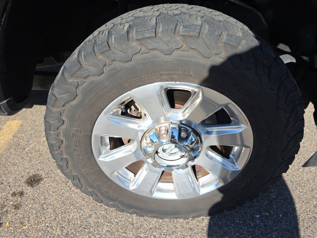Used 2021 Ford F250 Platinum w/ FX4 Off-Road Package AWD/4WD image 18