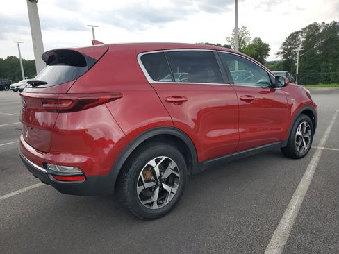 Used 2020 Kia Sportage LX AWD/4WD image 6
