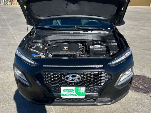 Used 2021 Hyundai Kona SE image 11