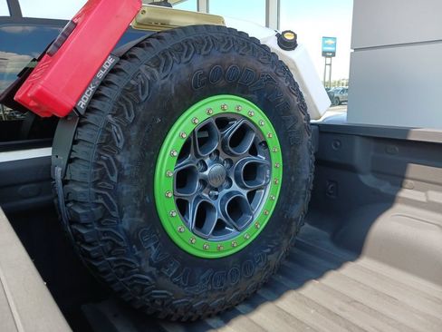 Used 2022 Chevrolet Colorado ZR2 AWD/4WD image 38
