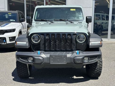 Used 2023 Jeep Wrangler Unlimited w/ Cold Weather Group AWD/4WD image 7