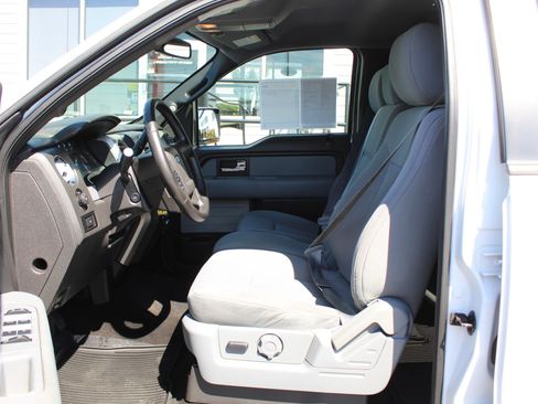Used 2014 Ford F150 XLT w/ Equipment Group 302A Luxury AWD/4WD image 21