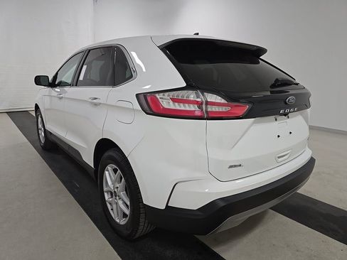 Used 2021 Ford Edge SEL w/ Cargo Accessory Package AWD/4WD image 4