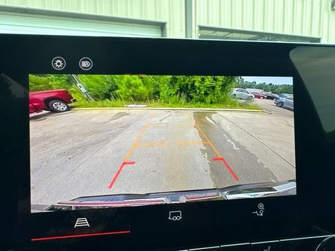 Used 2024 GMC Canyon AT4 AWD/4WD image 18