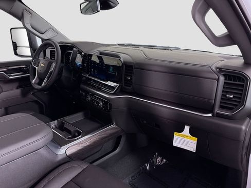 New 2026 Chevrolet Silverado 3500 LTZ w/ LTZ Plus Package image 30