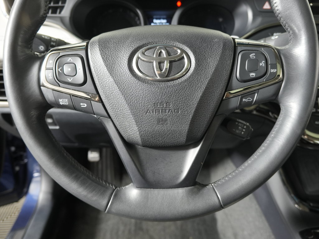 Used 2015 Toyota Avalon Limited w/ Technology Package FWD image 20