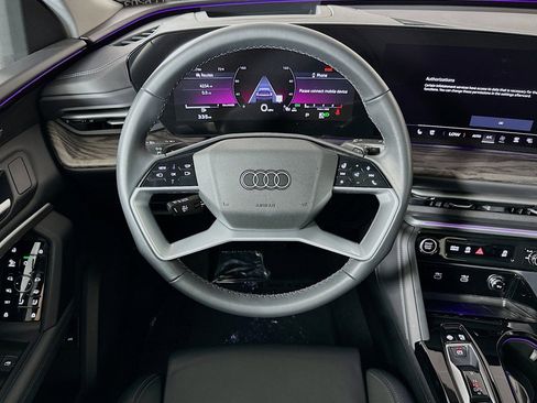 Used 2025 Audi Q5 Premium Plus w/ Premium Plus AWD/4WD image 5