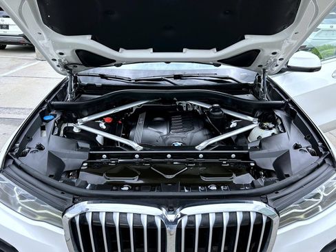 Used 2020 BMW X7 xDrive40i w/ Premium Package AWD/4WD image 26