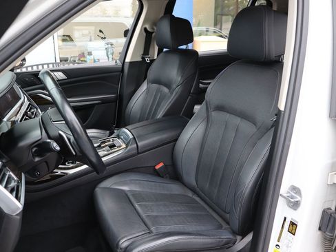 Used 2020 BMW X7 xDrive40i w/ Premium Package AWD/4WD image 12