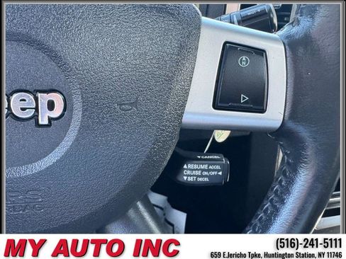 Used 2010 Jeep Grand Cherokee Laredo image 22