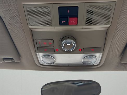 Used 2014 Volkswagen Beetle 2.5 image 22