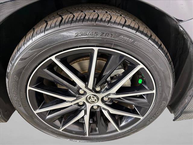 Used 2021 Toyota Camry SE FWD image 12