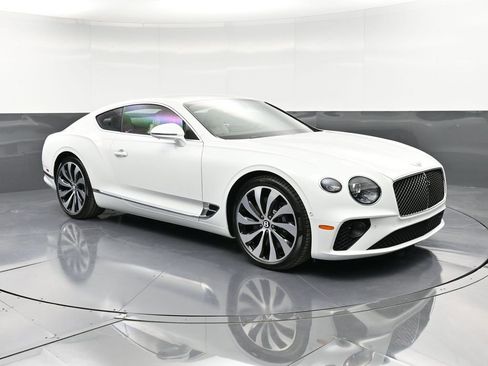 Used 2024 Bentley Continental GT image 10
