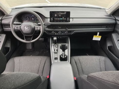 Used 2025 Honda Accord LX image 9