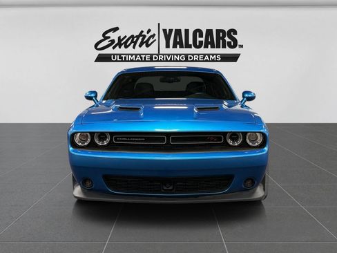 Used 2015 Dodge Challenger R/T Scat Pack w/ Leather Interior Group RWD image 8