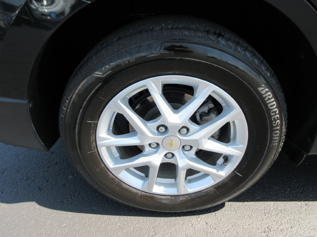 Used 2024 Chevrolet Equinox LT AWD/4WD image 9