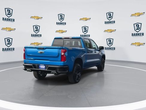Used 2024 Chevrolet Silverado 1500 LT Trail Boss w/ LT Trail Boss Premium Package AWD/4WD image 8