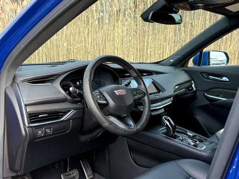 Used 2023 Cadillac XT4 Sport w/ Cold Weather Package image 16