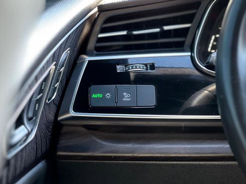 Used 2021 Audi Q8 Premium w/ Black Optic Package image 13