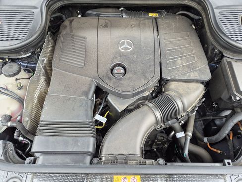 Certified 2025 Mercedes-Benz GLE 350 4MATIC image 36