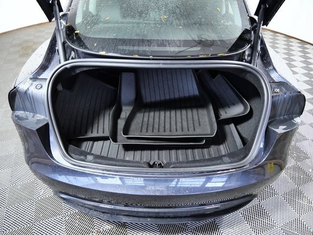 Used 2025 Tesla Model 3 RWD image 7