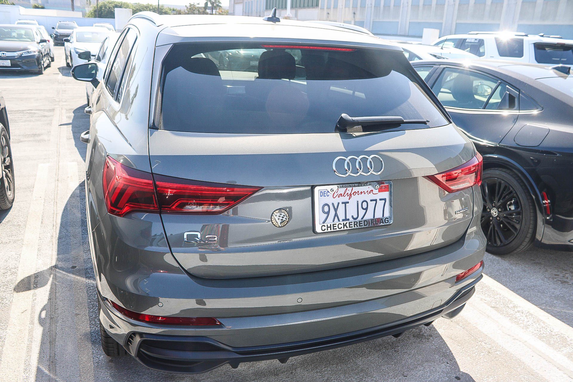 Used 2020 Audi Q3 2.0T Premium w/ Convenience Package AWD/4WD image 13
