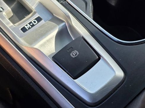 Used 2020 Subaru Ascent Premium w/ Sport Package image 34