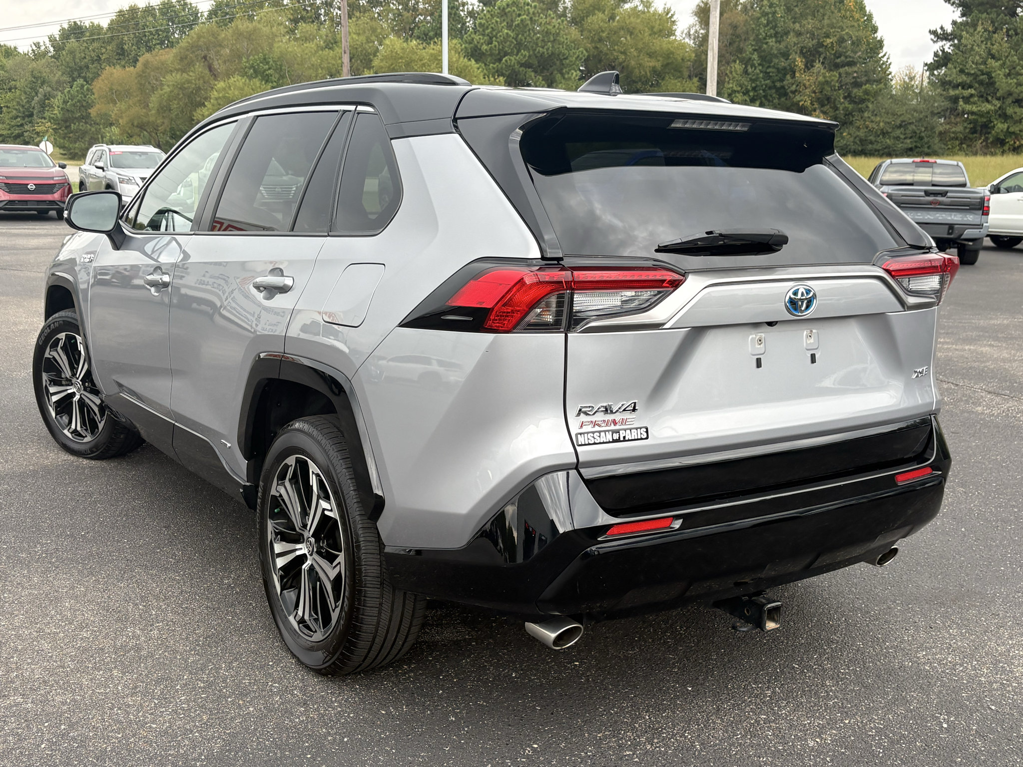 Used 2023 Toyota RAV4 XSE w/ Weather Package AWD/4WD image 9