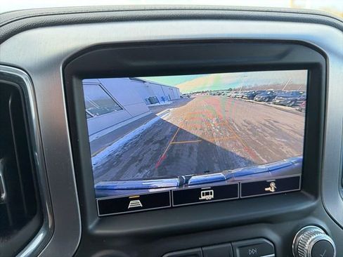 Used 2021 GMC Sierra 1500 SLT image 21