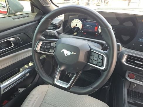 Used 2024 Ford Mustang GT Premium image 18