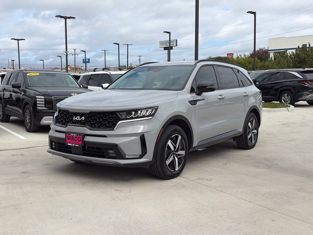 Used 2023 Kia Sorento EX FWD image 3