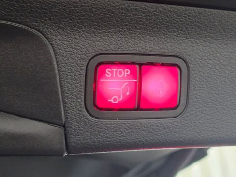 Used 2024 Mercedes-Benz GLS 450 GLS 450 image 24