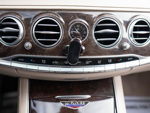 Used 2019 Mercedes-Benz S 560 4MATIC Sedan image 32