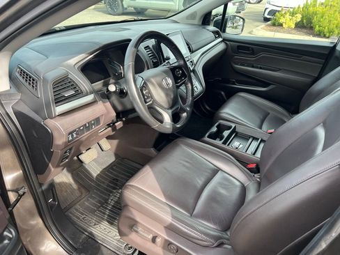 Used 2018 Honda Odyssey EX-L image 11