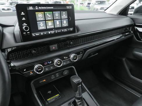 Used 2024 Honda CR-V EX-L image 11