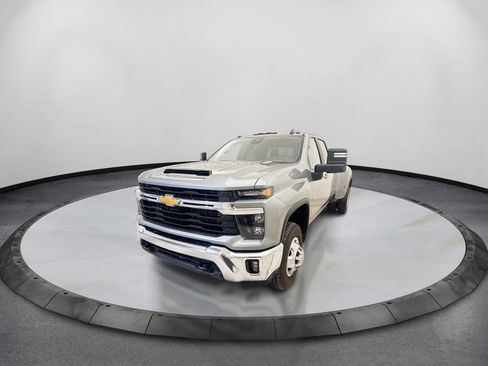 Used 2025 Chevrolet Silverado 3500 LT AWD/4WD image 1