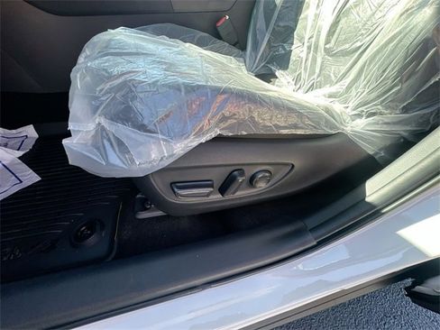 New 2025 Toyota RAV4 XLE w/ Convenience Package image 21