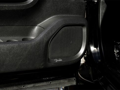 Used 2020 Nissan Titan Platinum Reserve w/ Moonroof Package image 47