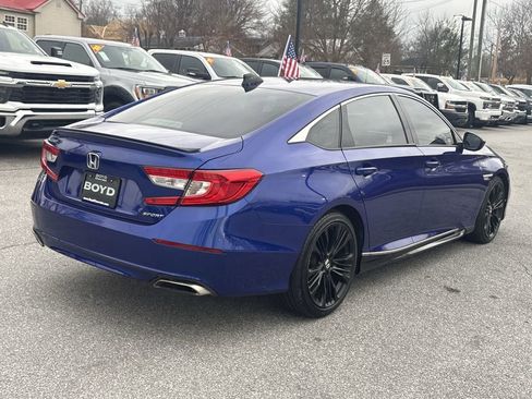 Used 2019 Honda Accord Sport image 9