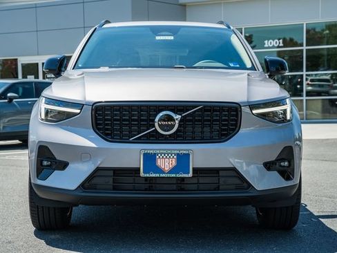 New 2026 Volvo XC40 B5 Plus w/ Climate Package AWD/4WD image 2
