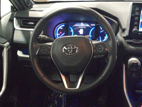 Used 2020 Toyota RAV4 XSE AWD/4WD image 21