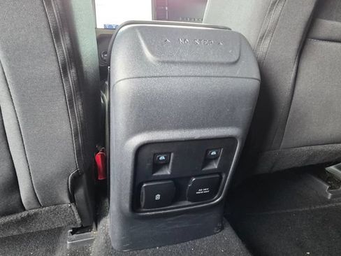 Used 2023 Ford Bronco Wildtrak AWD/4WD image 12