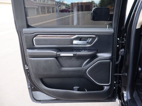 Used 2019 RAM 1500 Laramie AWD/4WD image 24