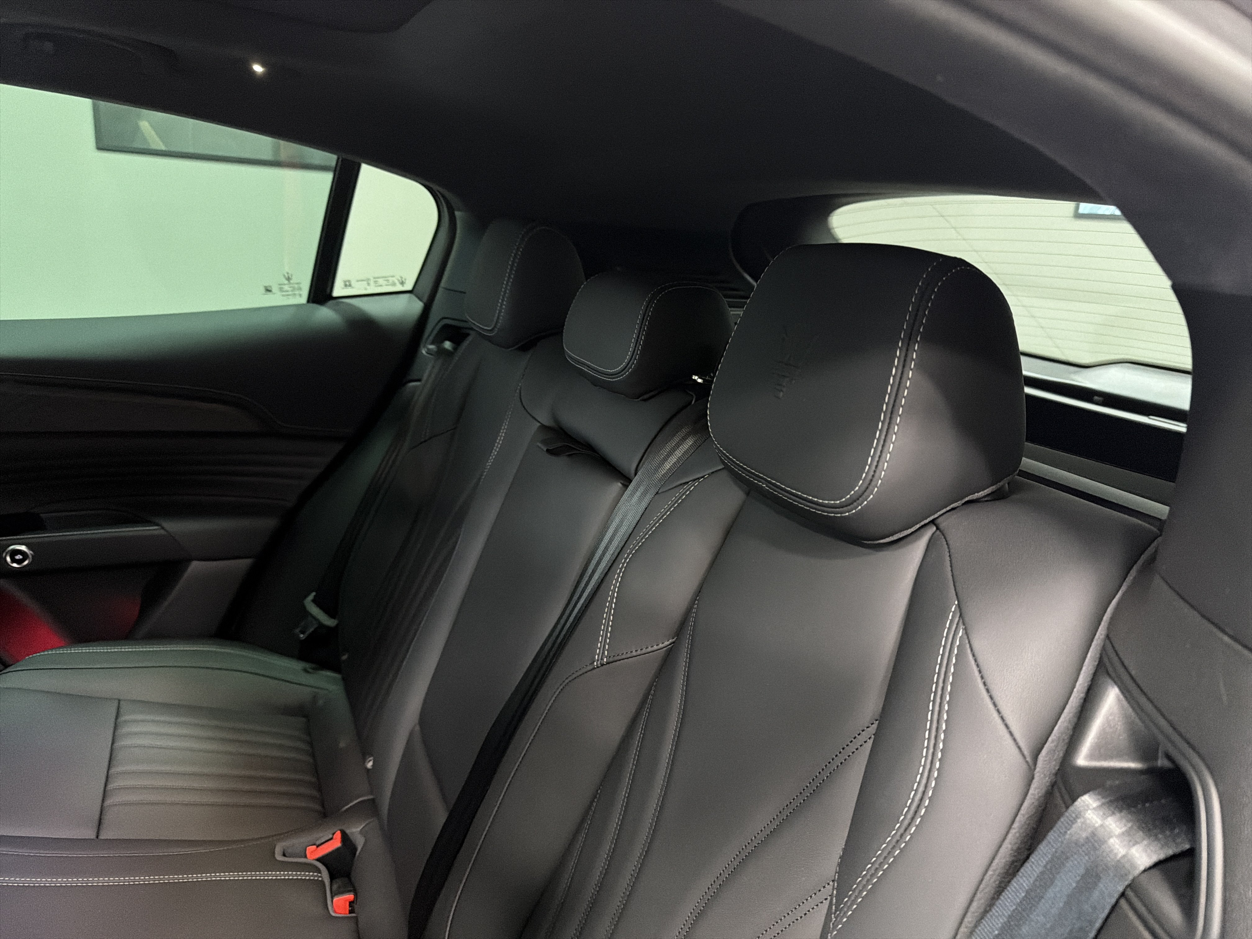 Used 2025 Maserati Grecale GT AWD/4WD image 20