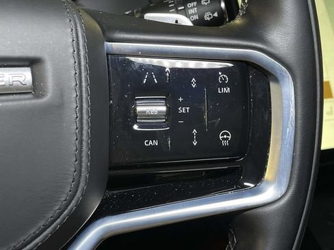 Used 2024 Land Rover Range Rover Sport SE AWD/4WD image 38