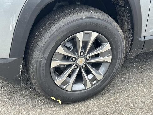 New 2026 Chevrolet Equinox LT w/ Safety and Technology Package FWD image 7