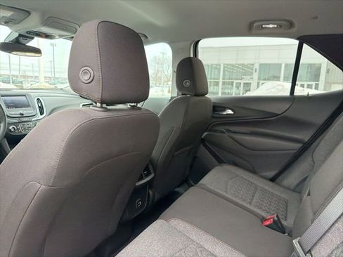 Used 2023 Chevrolet Equinox LT image 25