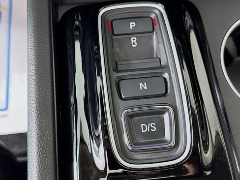 Used 2026 Honda Pilot Touring image 23
